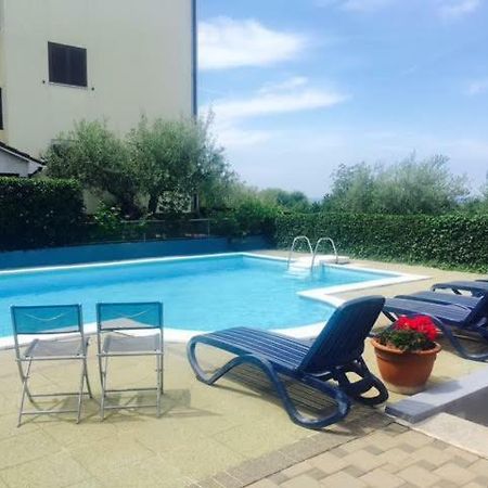 Apartment Mirella Umag Bagian luar foto