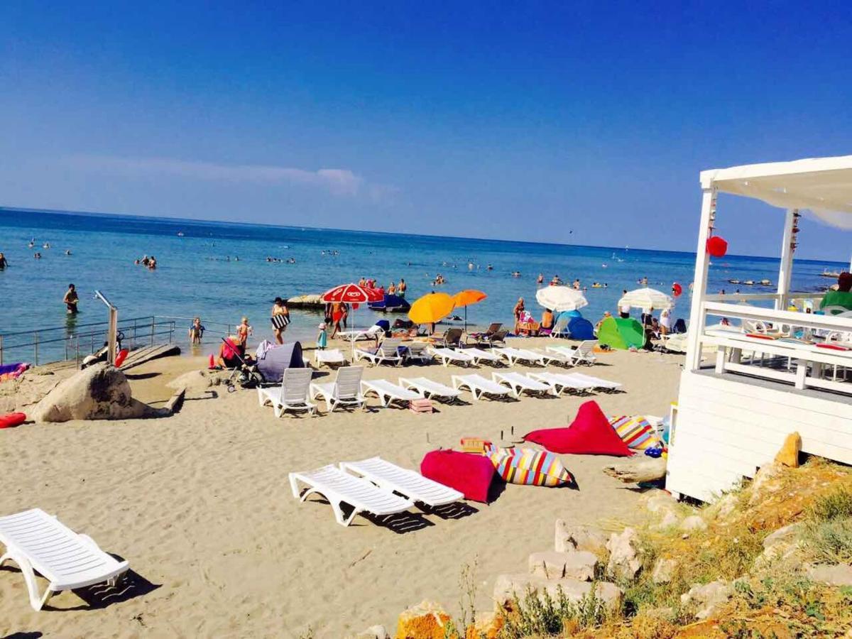 Apartment Mirella Umag Bagian luar foto